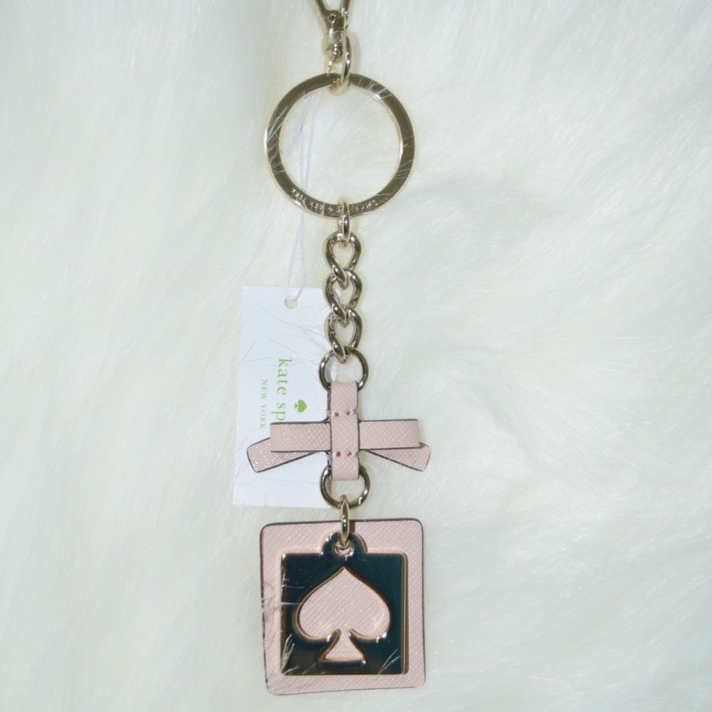 Kate spade cut out spade key fobb. - Picture 2 of 3